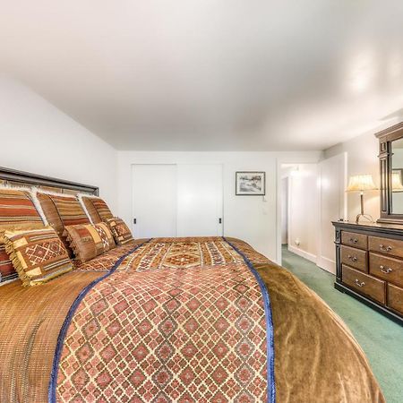 Single Level Ranch Condo In Elkhorn サンバレー エクステリア 写真
