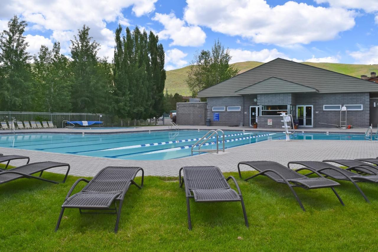 Single Level Ranch Condo In Elkhorn サンバレー エクステリア 写真
