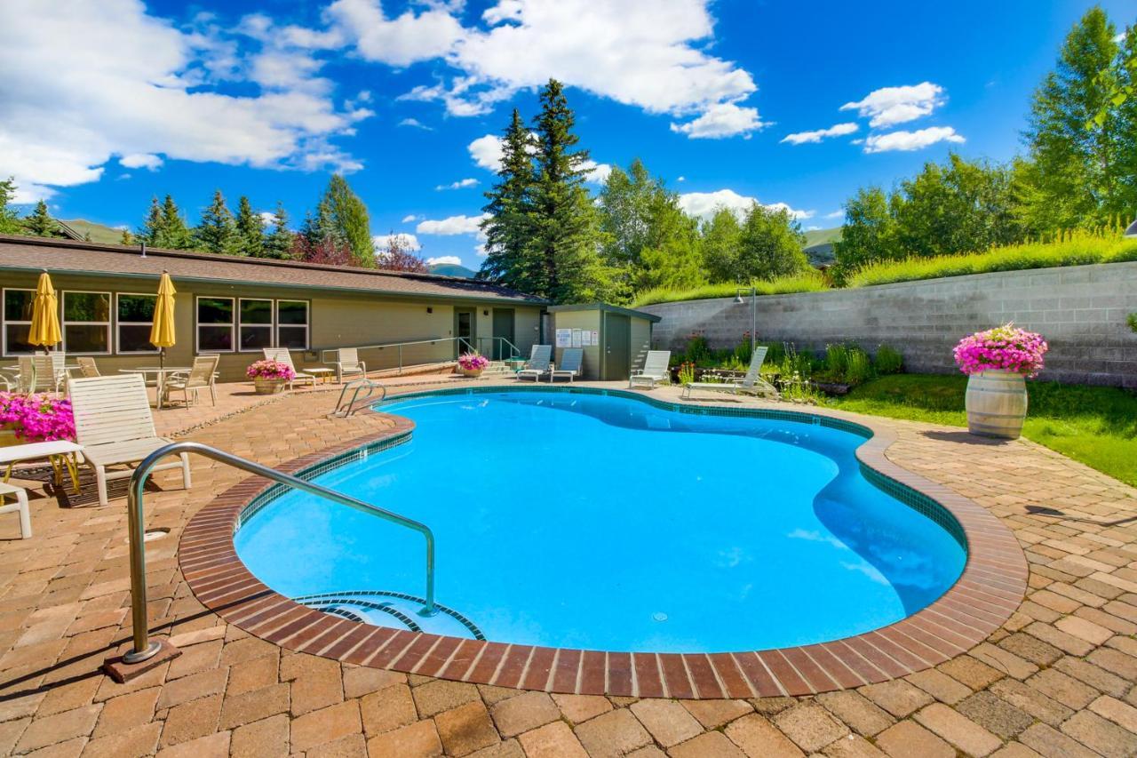 Single Level Ranch Condo In Elkhorn サンバレー エクステリア 写真