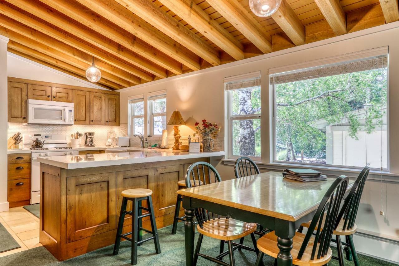 Single Level Ranch Condo In Elkhorn サンバレー エクステリア 写真
