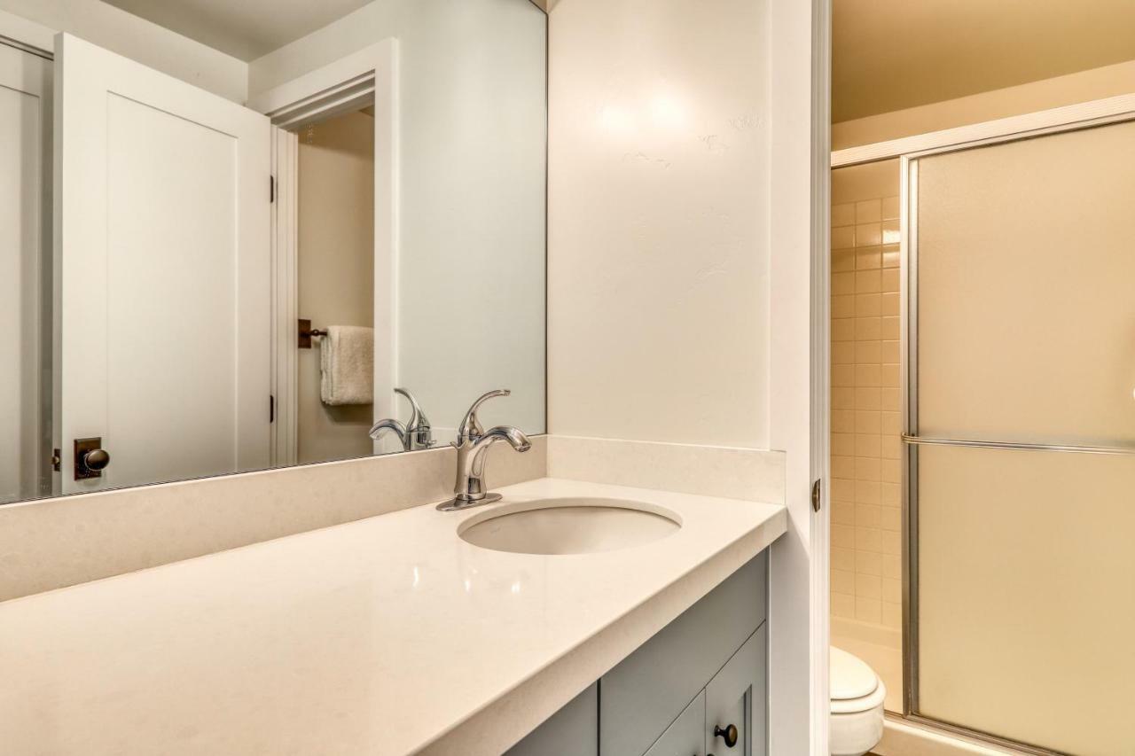 Single Level Ranch Condo In Elkhorn サンバレー エクステリア 写真